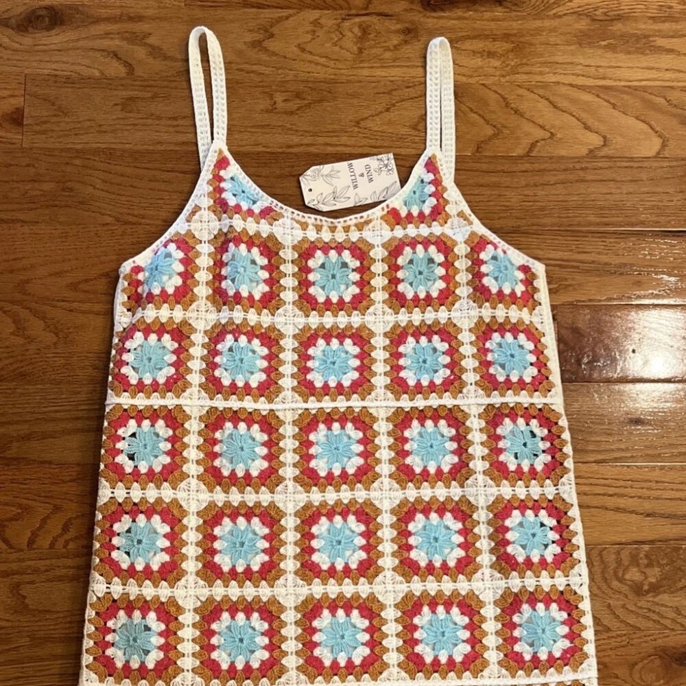 NEW Willow & Wind Crocheted Cotton, Lined, Ivory Pink Blue  TOP Medium